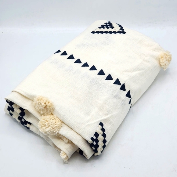 Anthropologie Embroidered Faiza Curtain 1 panel In Ivory Tufted embellishments - Picture 6 of 7